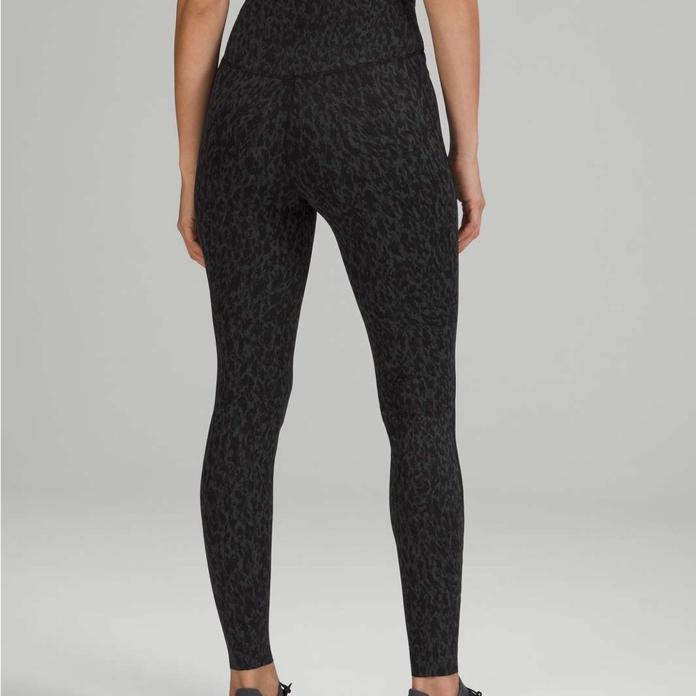 Lululemon Base Pace Leopard Camo Deep Coal Size 6
